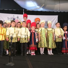 Выступление русских школ на Фестивале